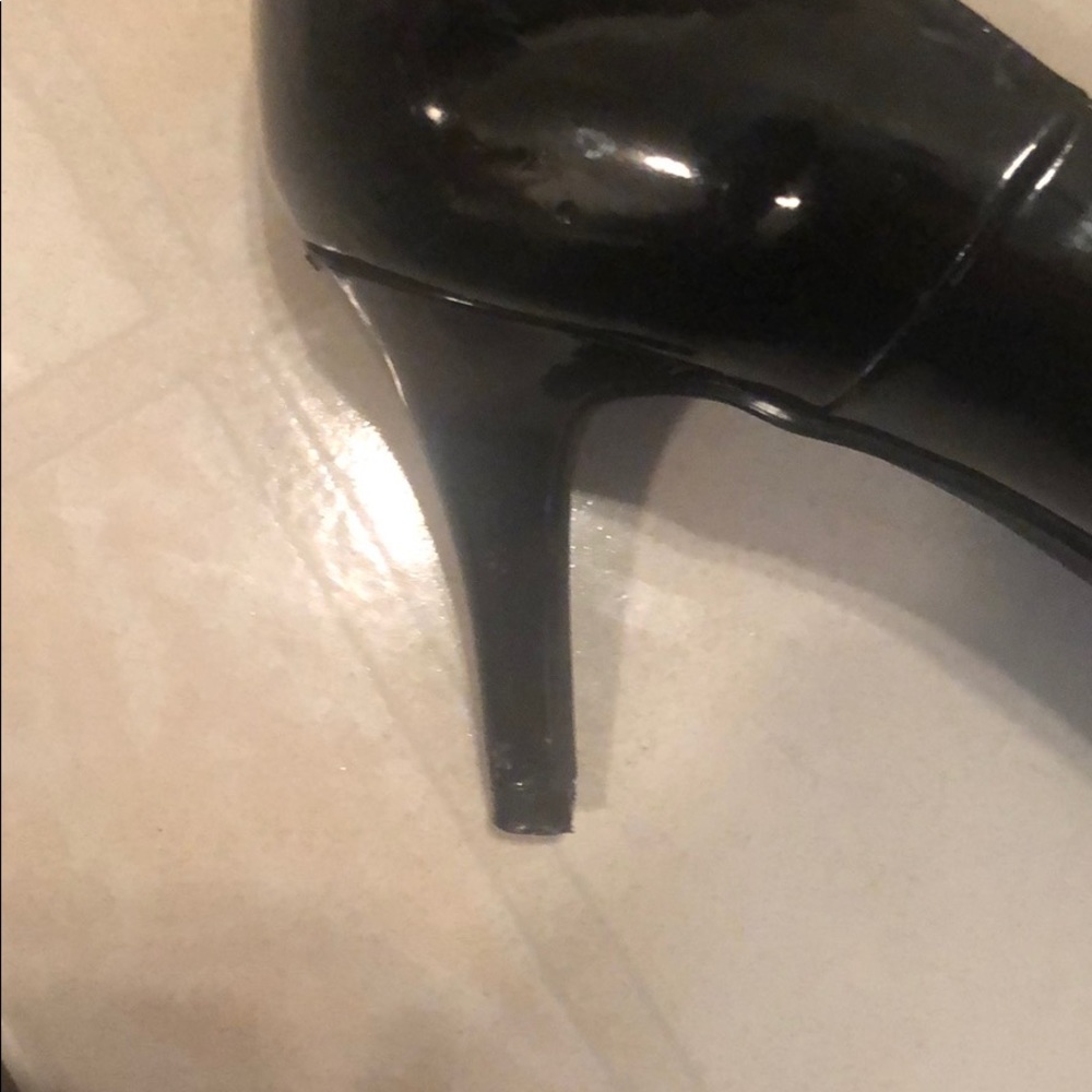 Pumps - Picture 7 of 7